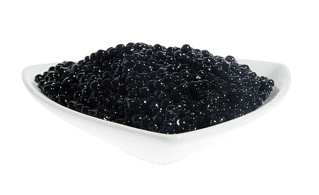 Extrait de caviar noir dans le cadre de la crème Eudalie